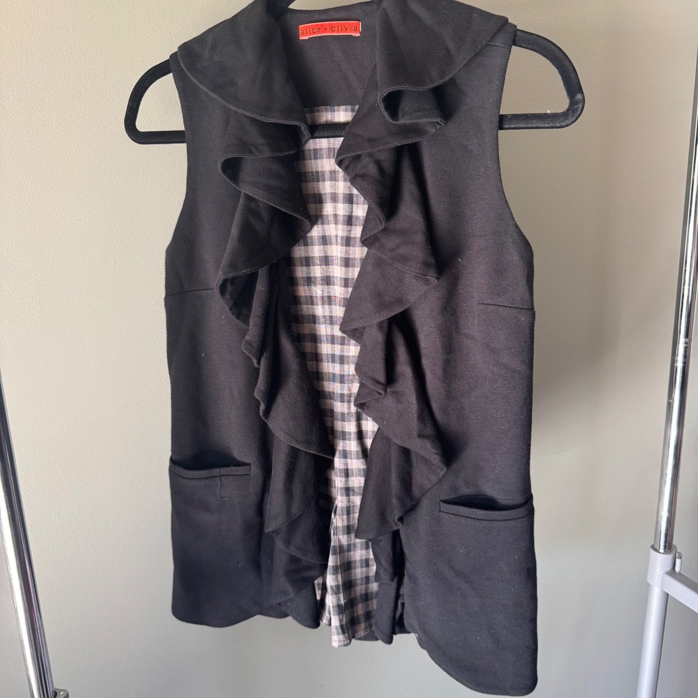 Alice + Olivia Ruffle Ponte‎ Knit Lined V-Neck Open Vest Cardigan Pockets